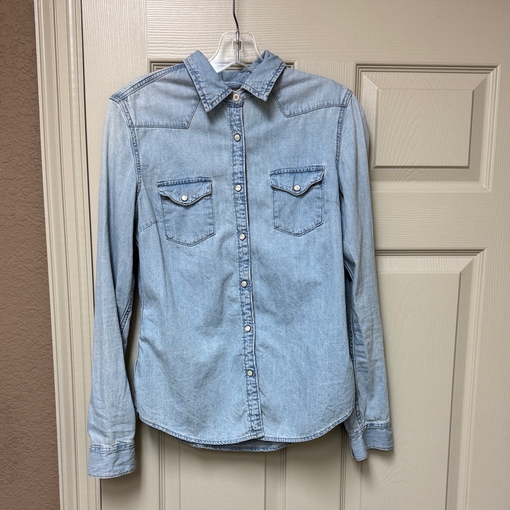 Gap light denim western shirt